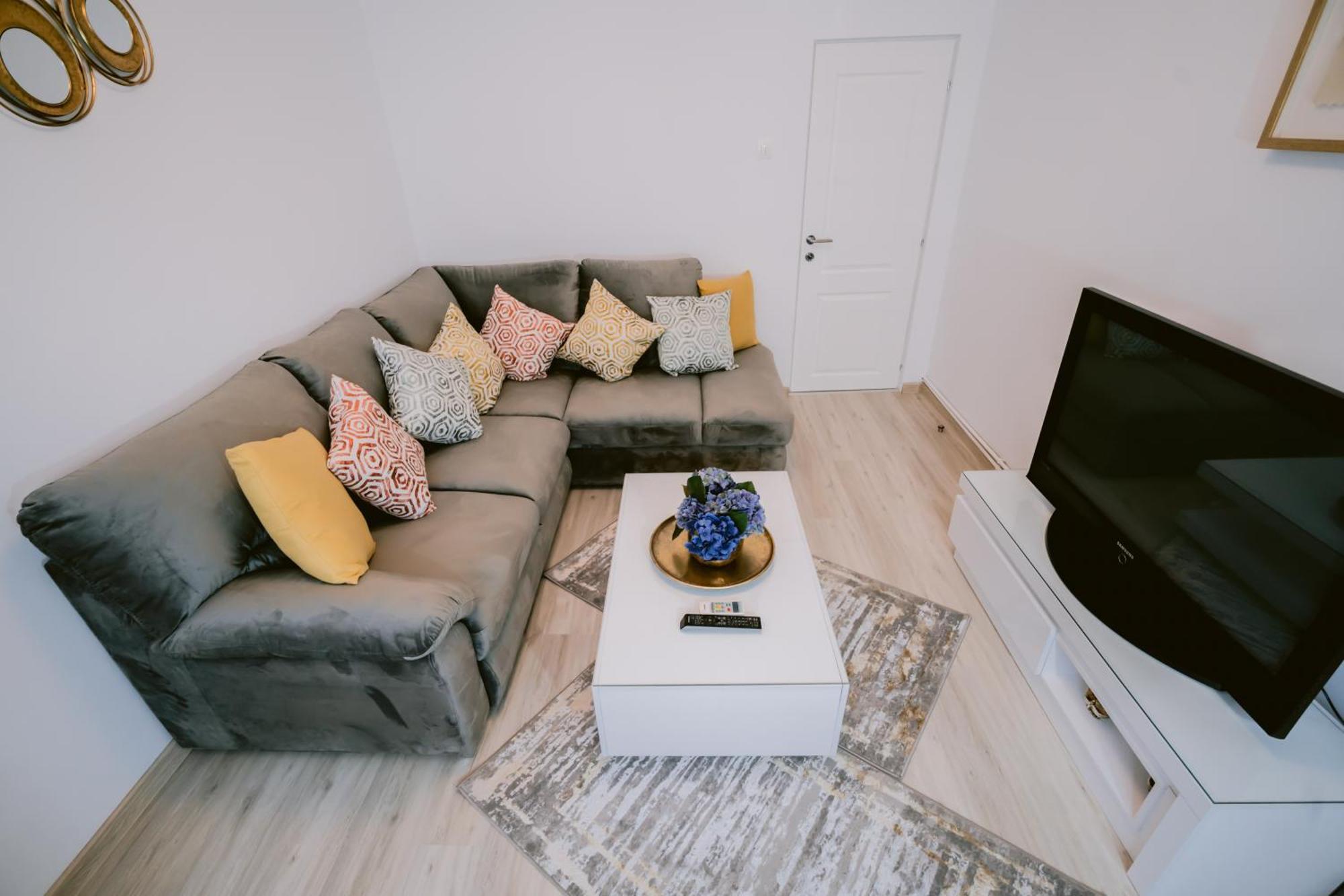 Historic Bucharest Hideway Apartment Luaran gambar
